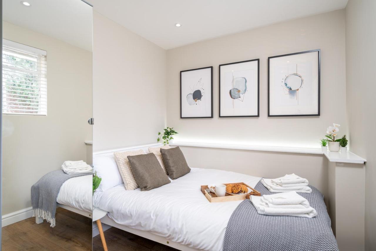 Westfield 2 Bedroom Near Notting Hill Appartement