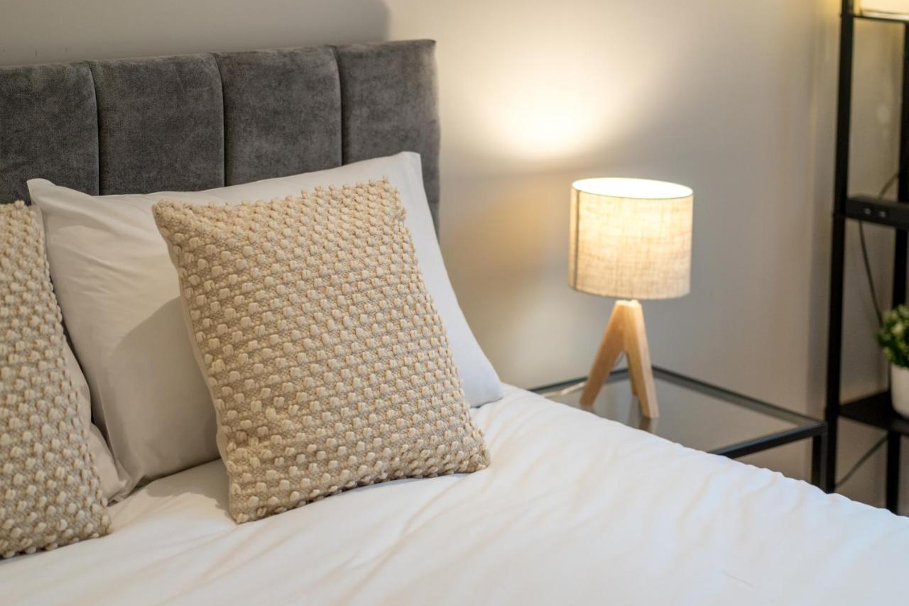 Westfield 2 Bedroom Near Notting Hill Appartement Londen