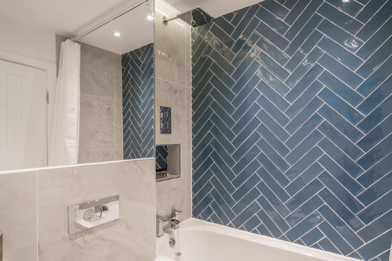 Appartement Westfield 2 Bedroom Near Notting Hill Londen
