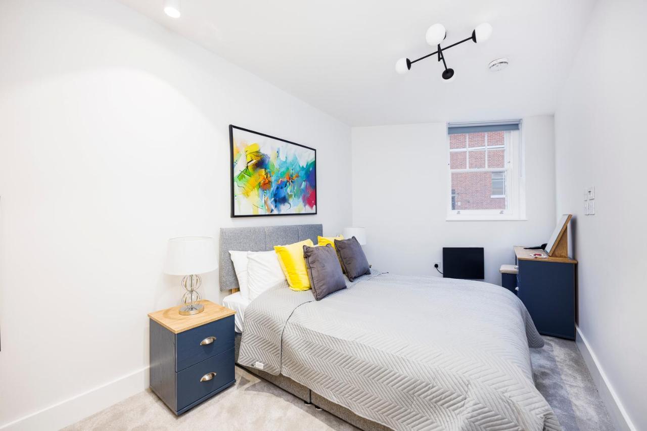 Luxury Spacious 2 Bed Apartment, - Sk Apartment London