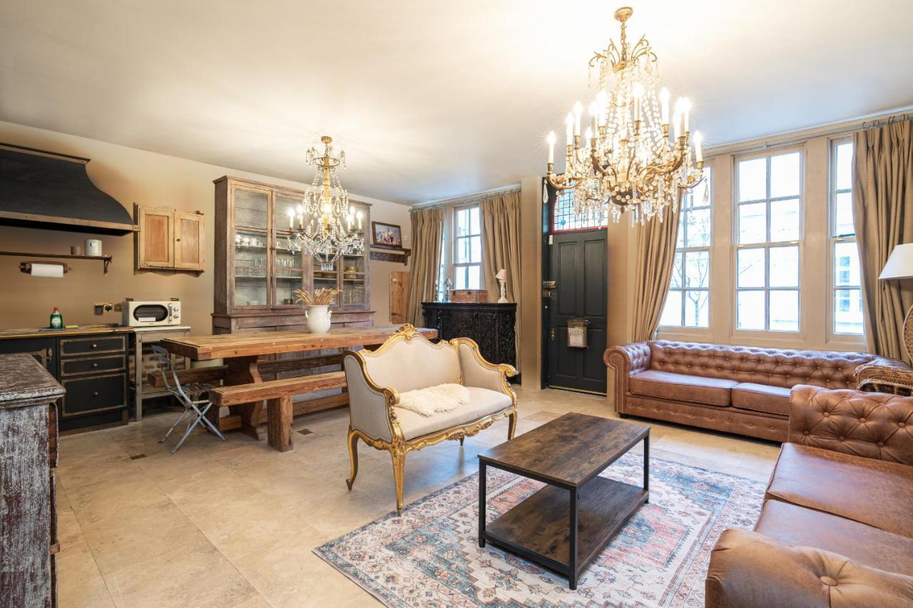 Stone Built Vintage Chic House In The Heart Of Knightsbridge Londen