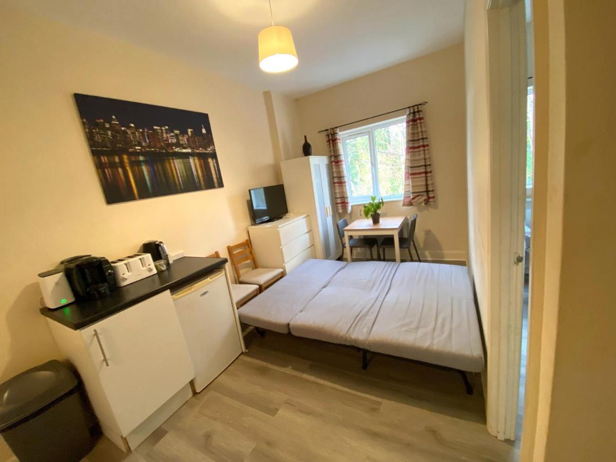 Lovely 1-bedroom Flat In Apartment