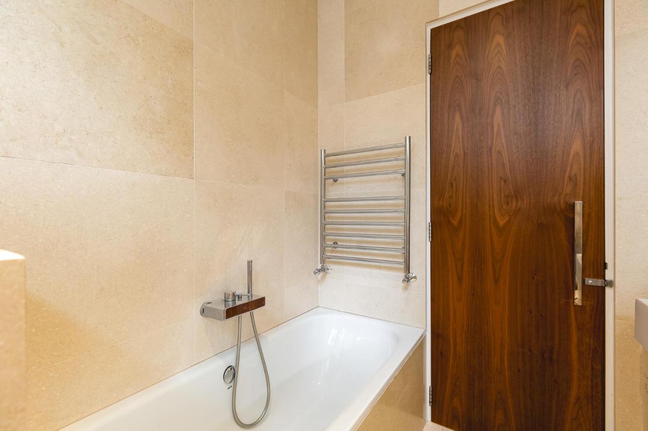 Appartement დluxury & Spacious Duplex In The Heart Of Chelseaდ Londen