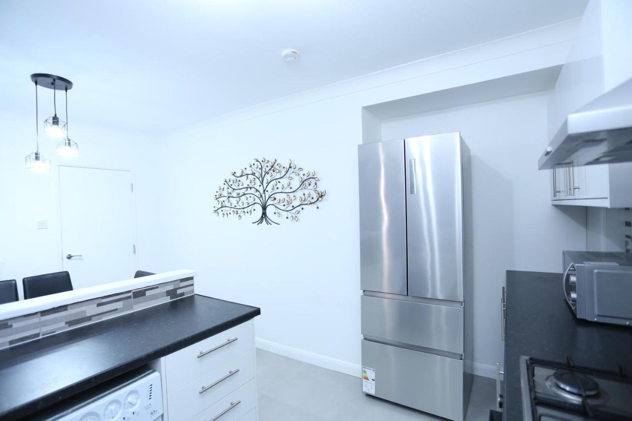 Abbeywood Station House * London