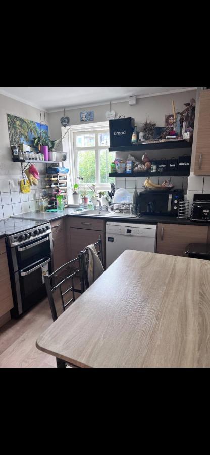 Shoreditch Free Parking Apartment