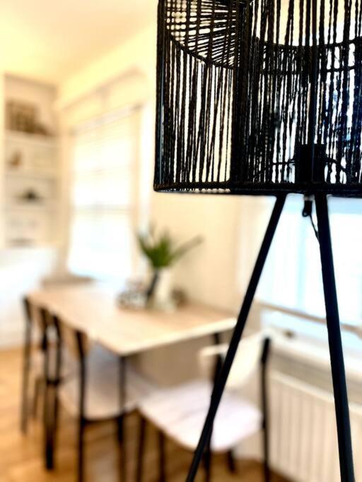 Central Soho Flat Apartment