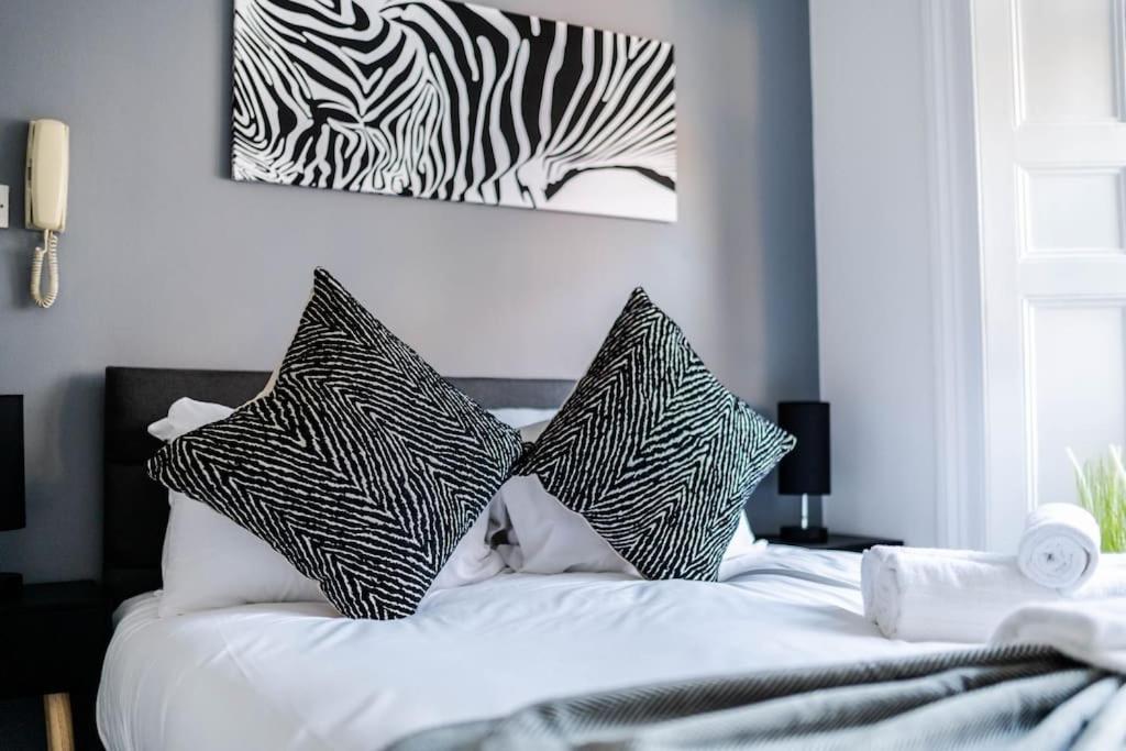 Chic In Prime Location Leilighet London
