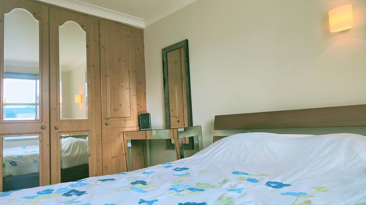 Victorian Pimlico Retreat: Spacious One-bedroom With Prime Location London