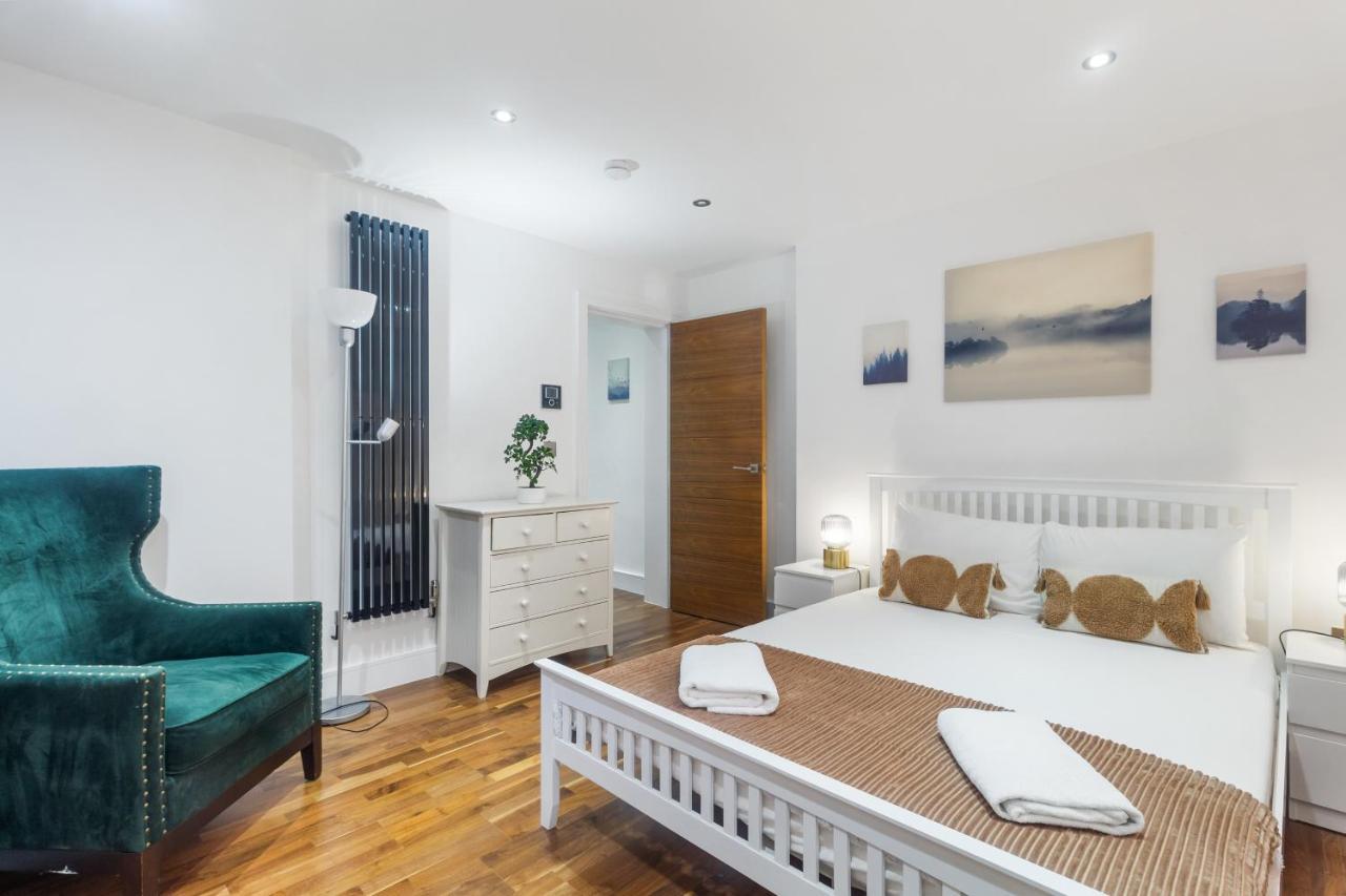 Hyde Park Apartment *