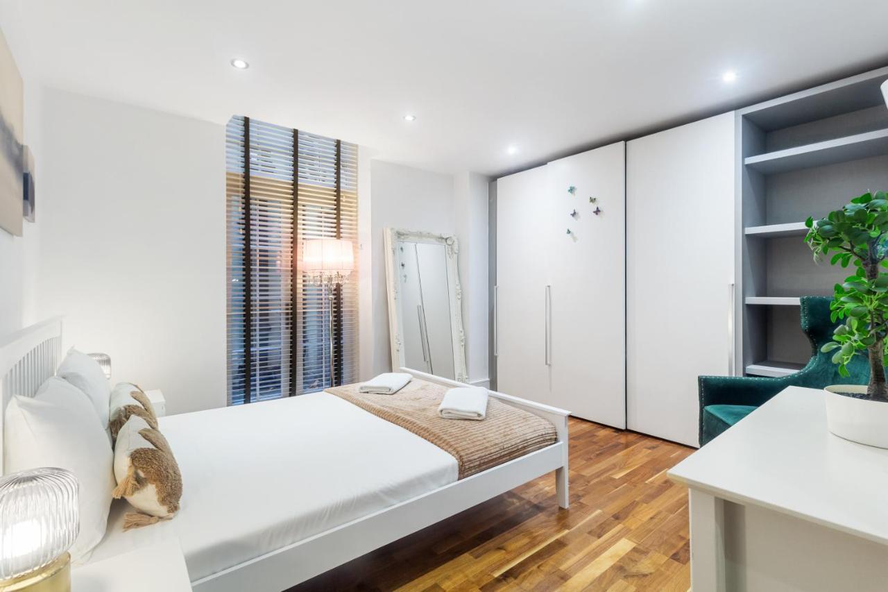 Hyde Park Apartment London