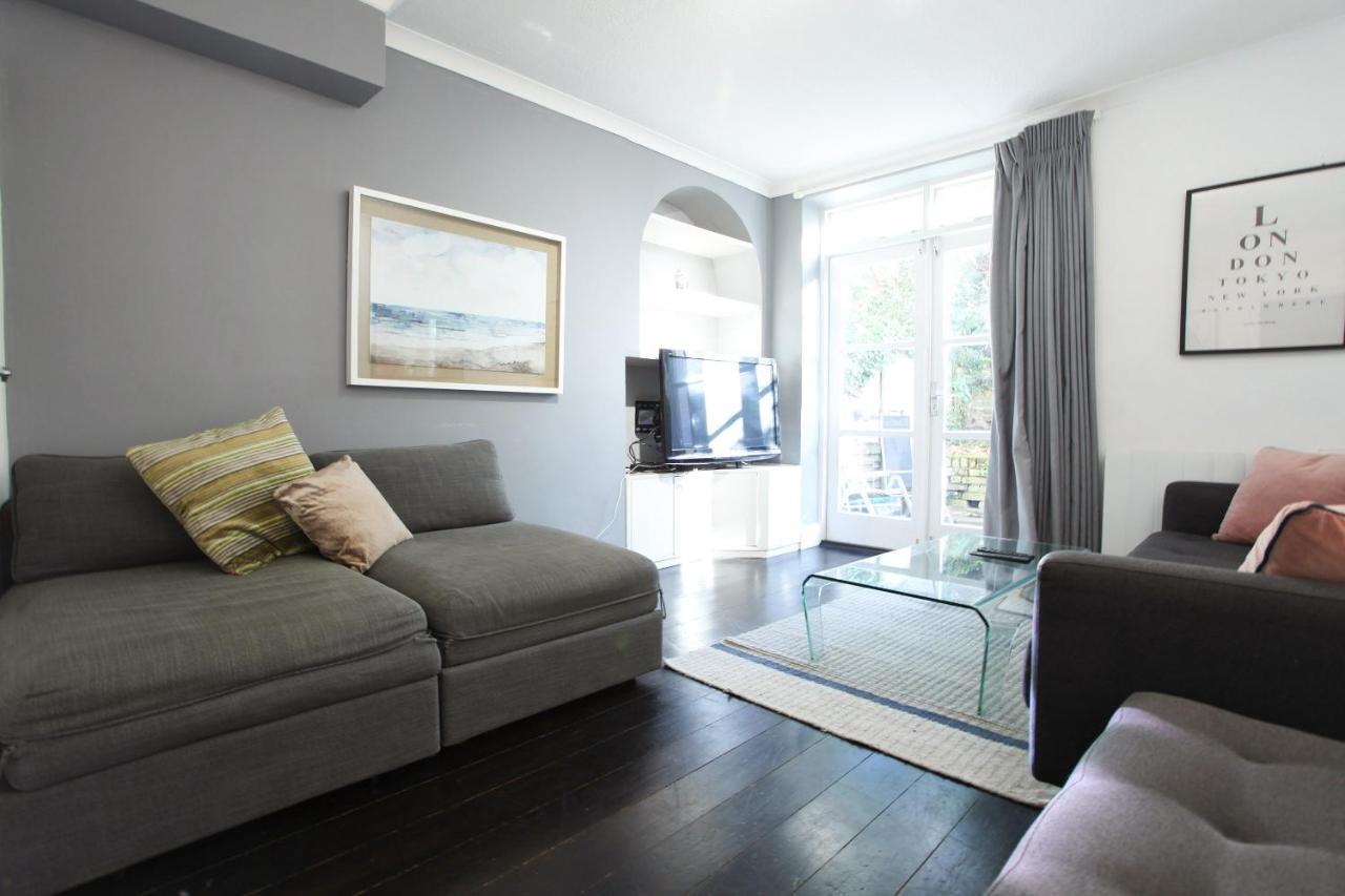 Walk To Notting Hill /paddington 1 B/r With Patio Apartment *