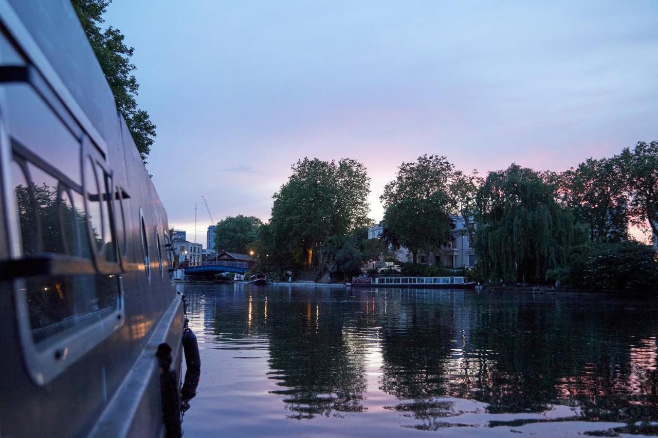 Boutique Barges Botel London