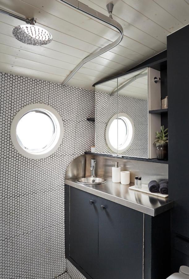 Botel Boutique Barges London