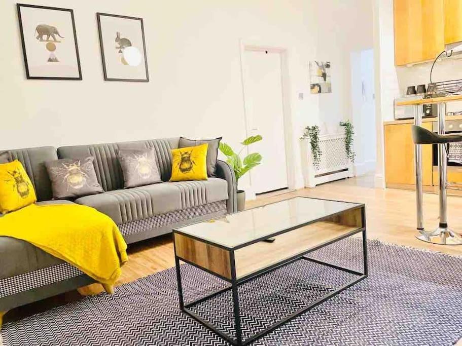Lovely 2 Bedroom In Chelsea Sw3 Appartement *