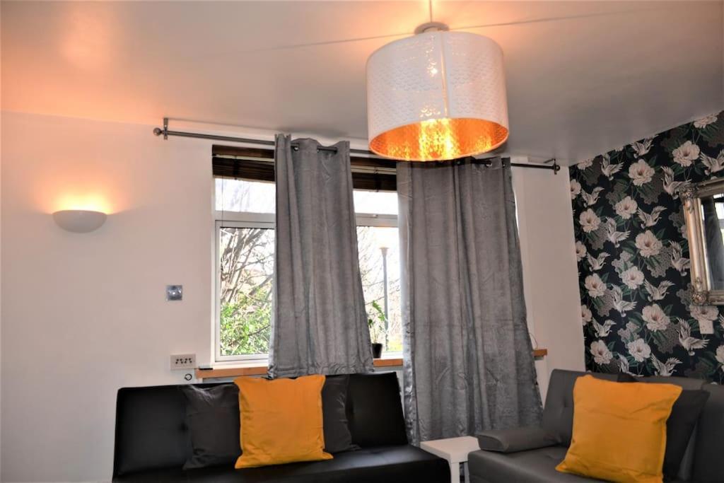 Zone 2, 2 Bedroom House