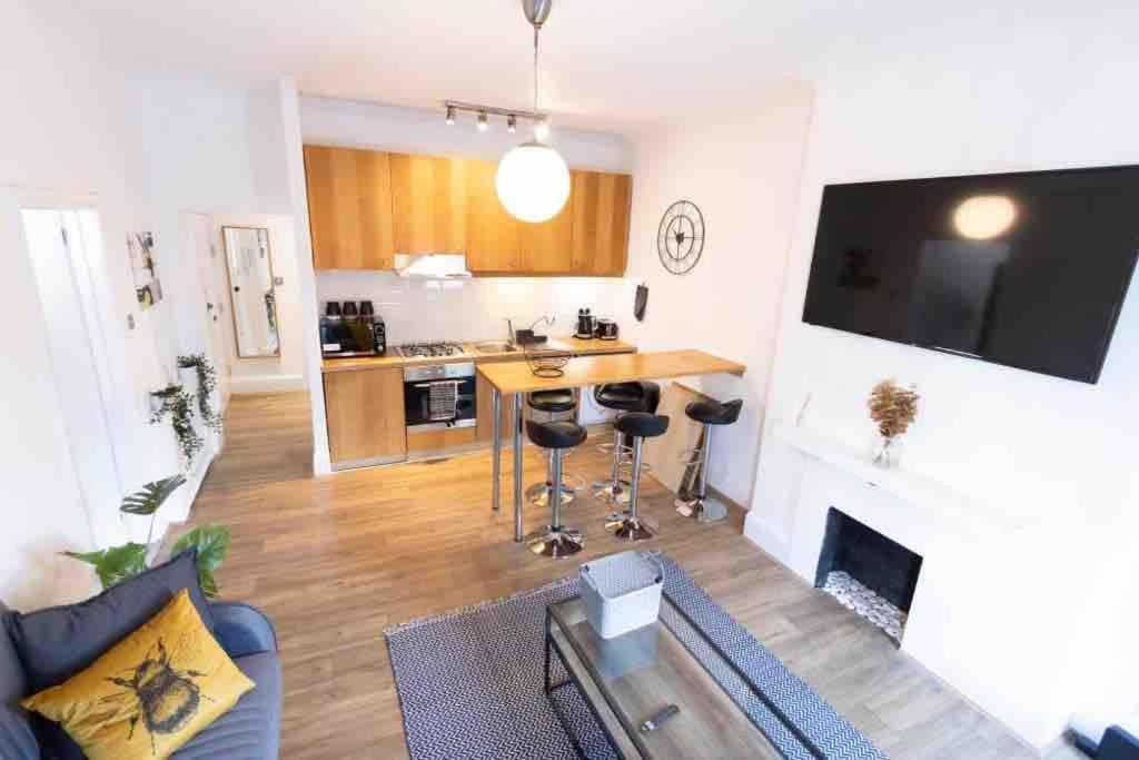 Lovely 2 Bedroom In Chelsea Sw3 Appartement