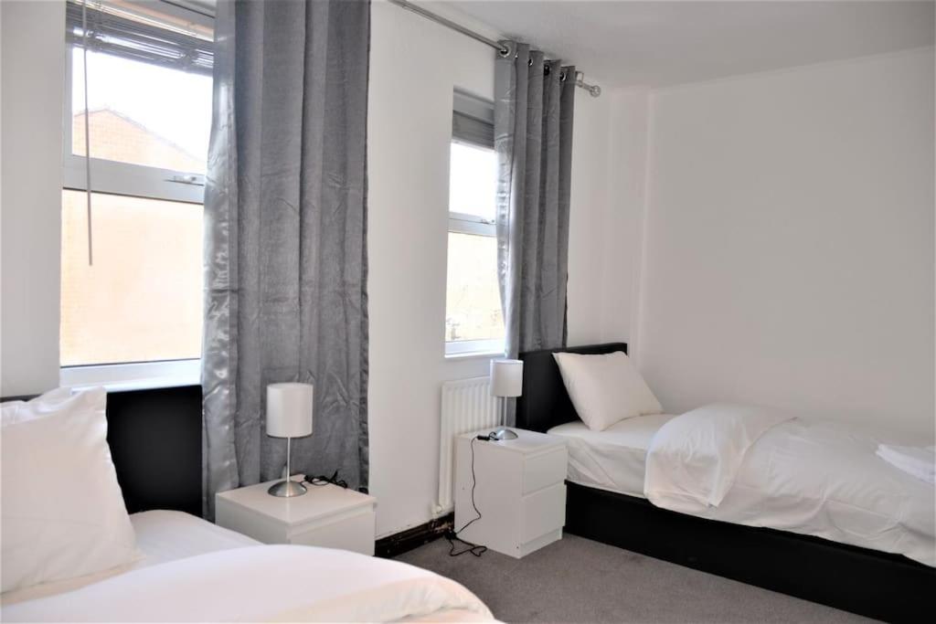 Zone 2, 2 Bedroom House Holiday home *