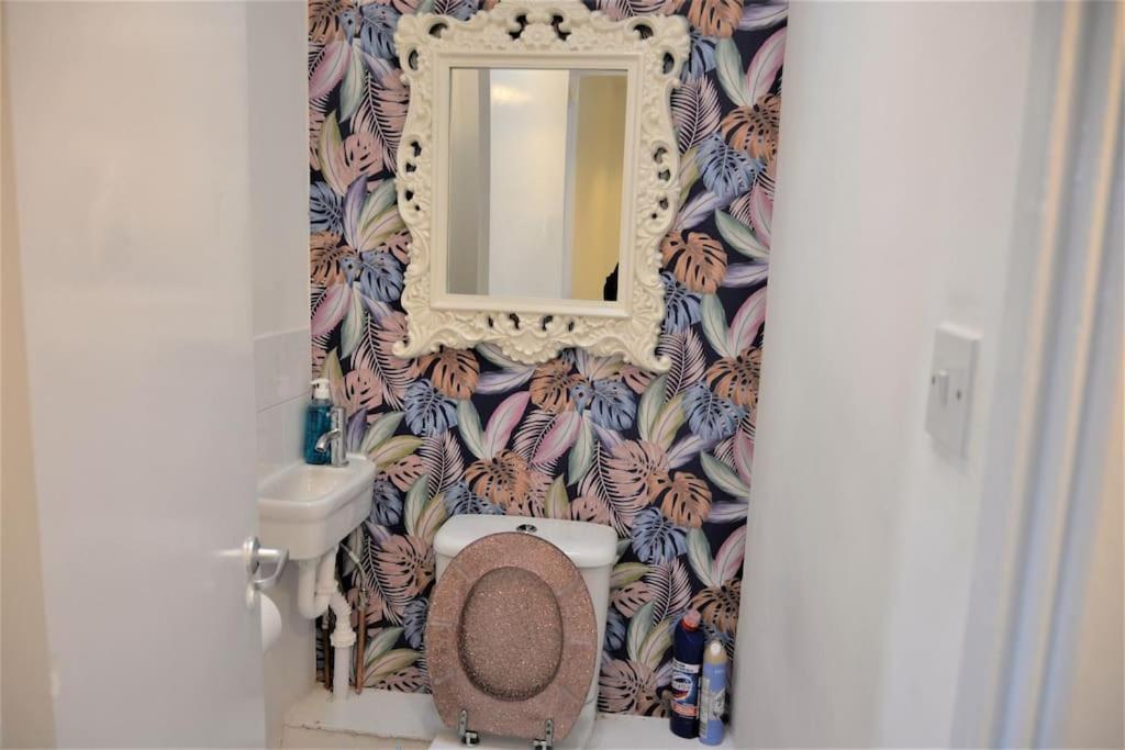 Zone 2, 2 Bedroom House