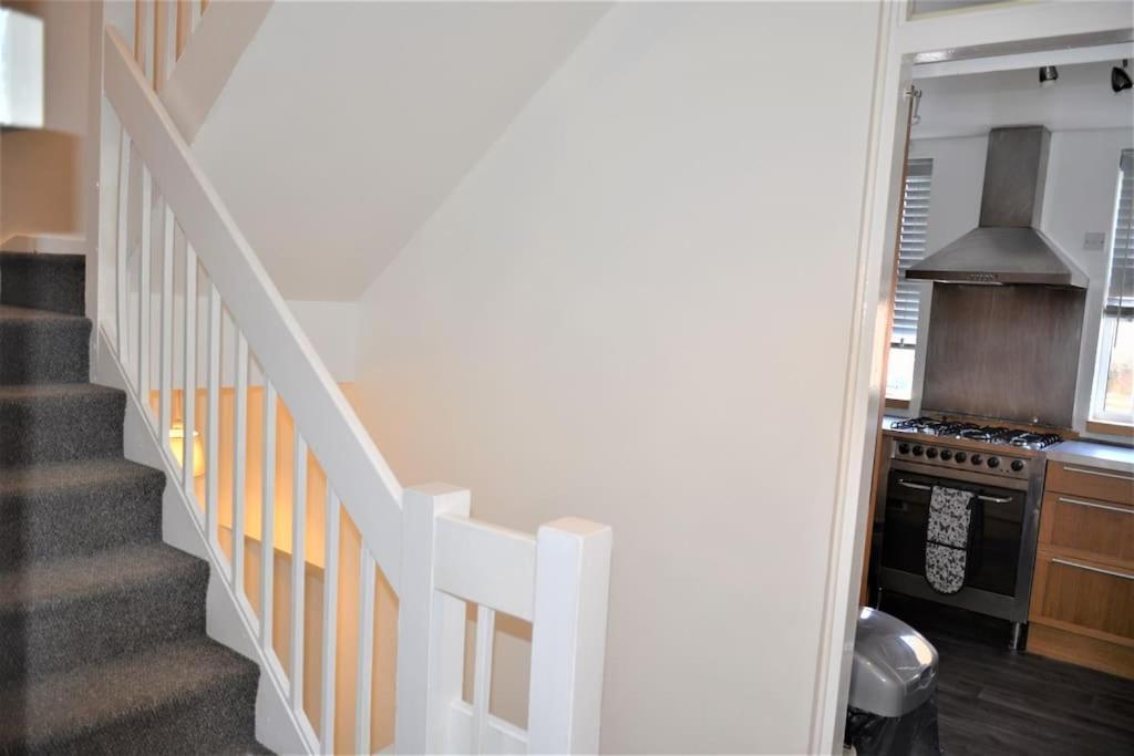 Zone 2, 2 Bedroom House Holiday home London