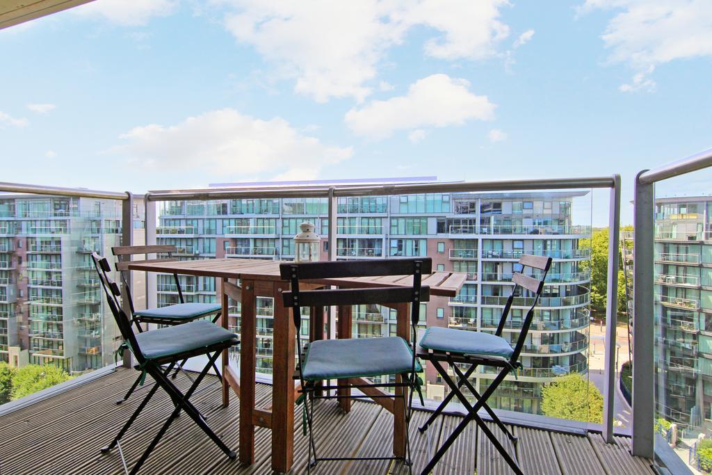 Apartment Lifestyle - Chelsea Bridge London