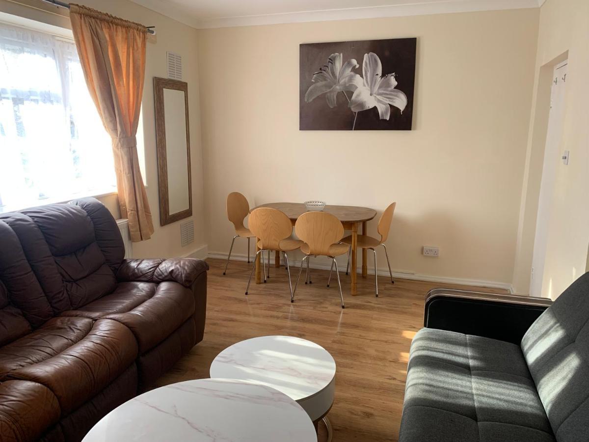 Two Bed Holiday Apartment