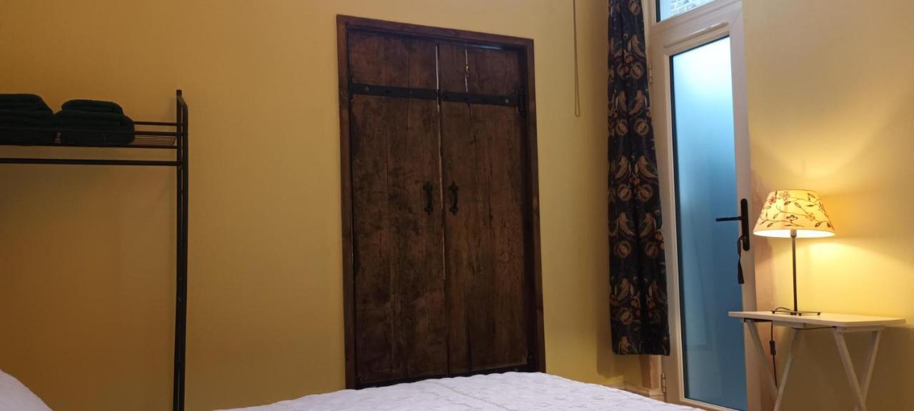 Gasthuis With Luxury Private Bathroom & Independent Entrance Near Tube *
