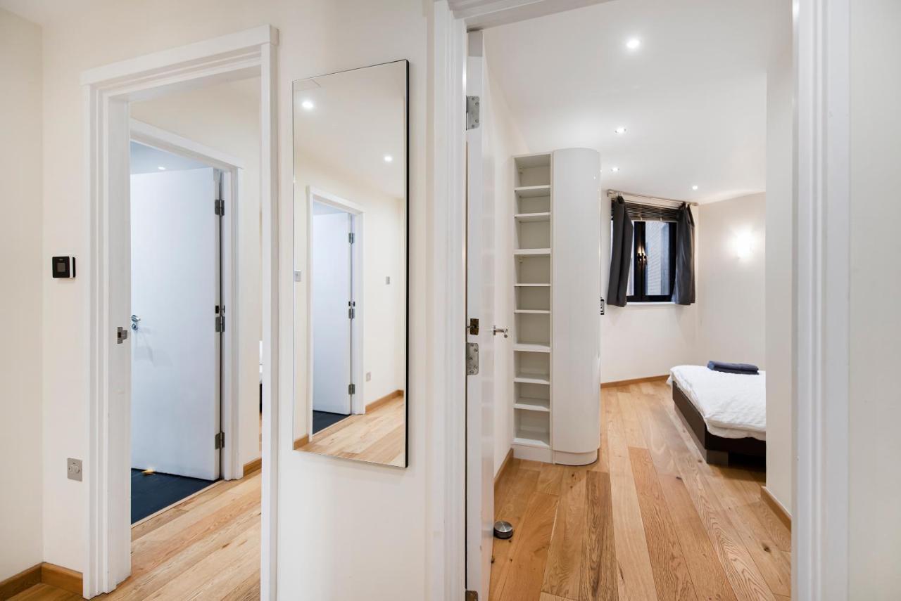 And Spacious 2 Bed Leilighet