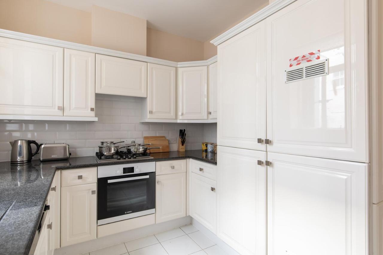 Apartment Super Central! Mayfair Family Flat Sleeps 6