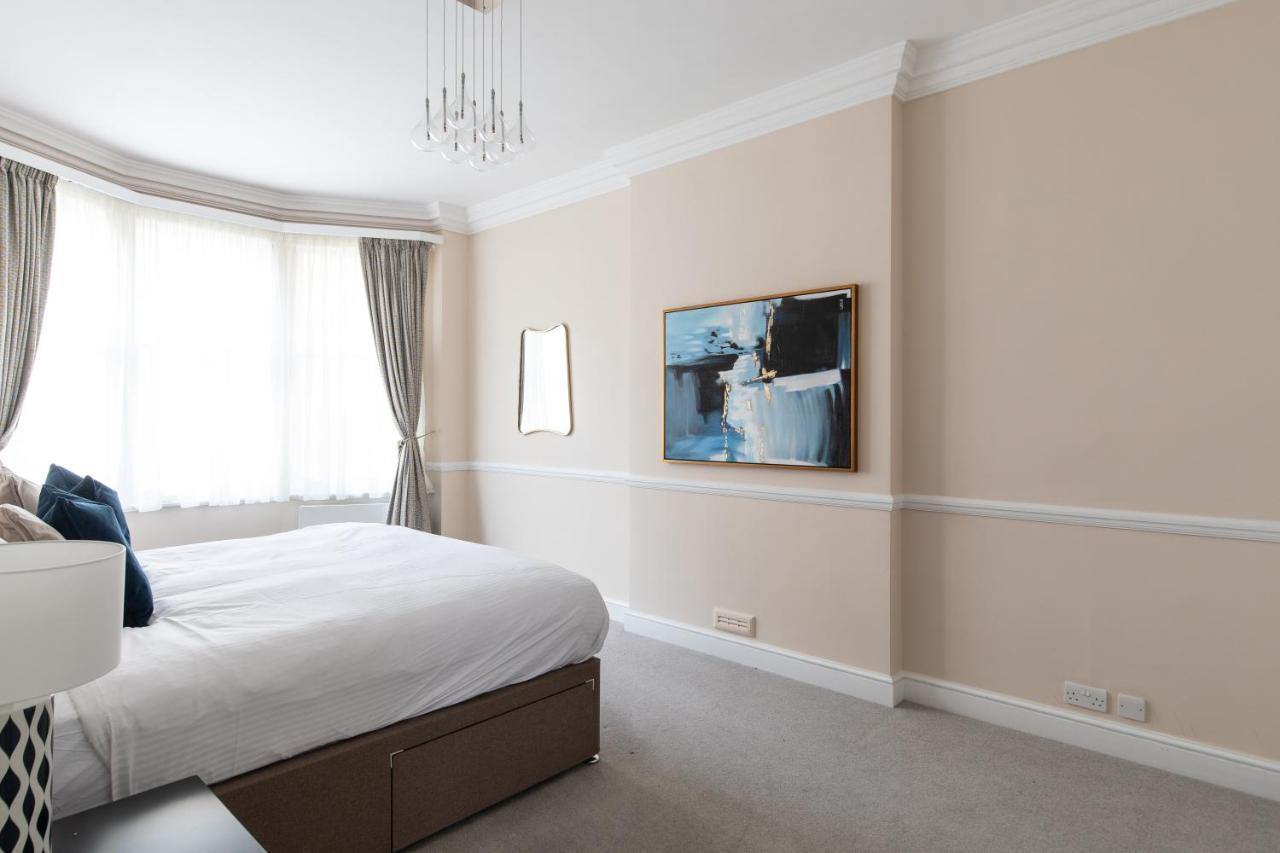 Super Central! Mayfair Family Flat Sleeps 6 *