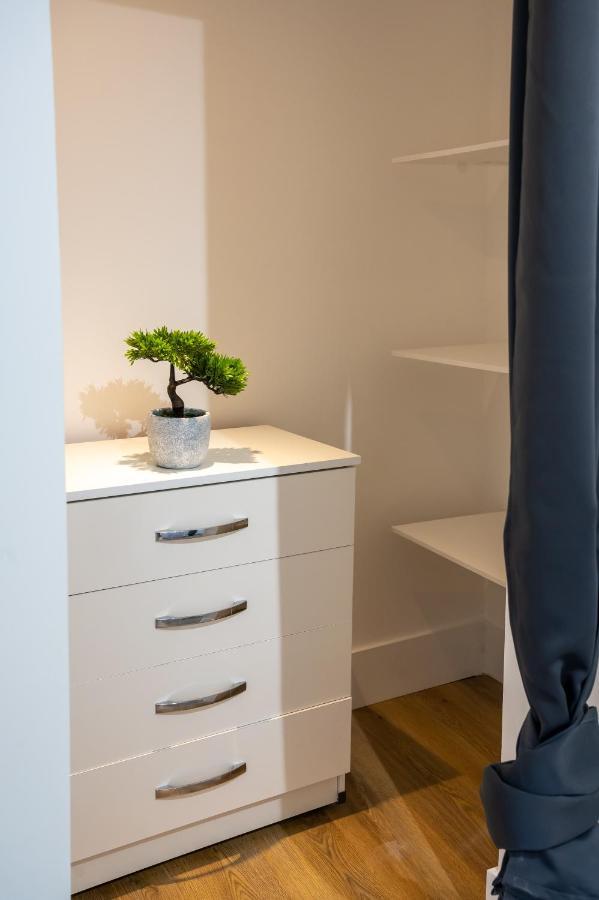Stylish 2 Bedrooms Little Venice - 44 Leilighet London