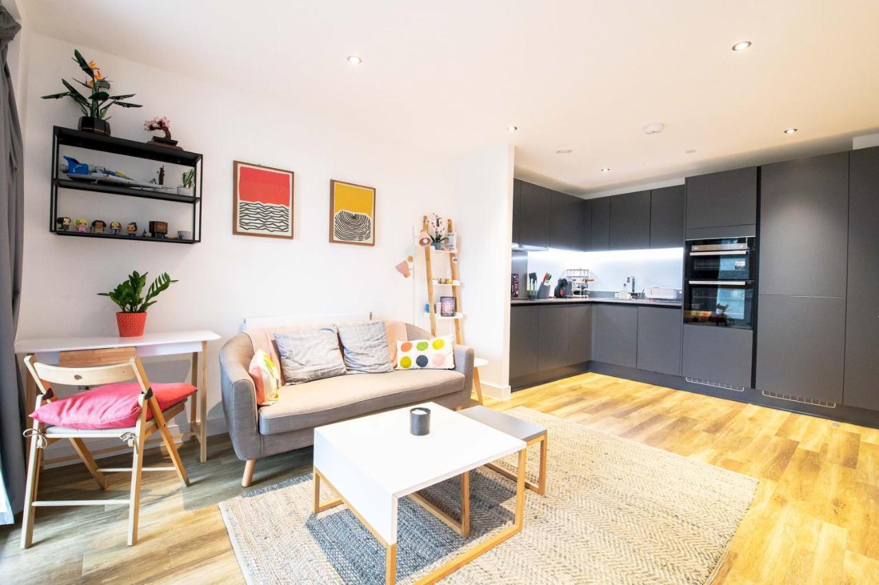 Modern, Light-filled In Trendy North * London
