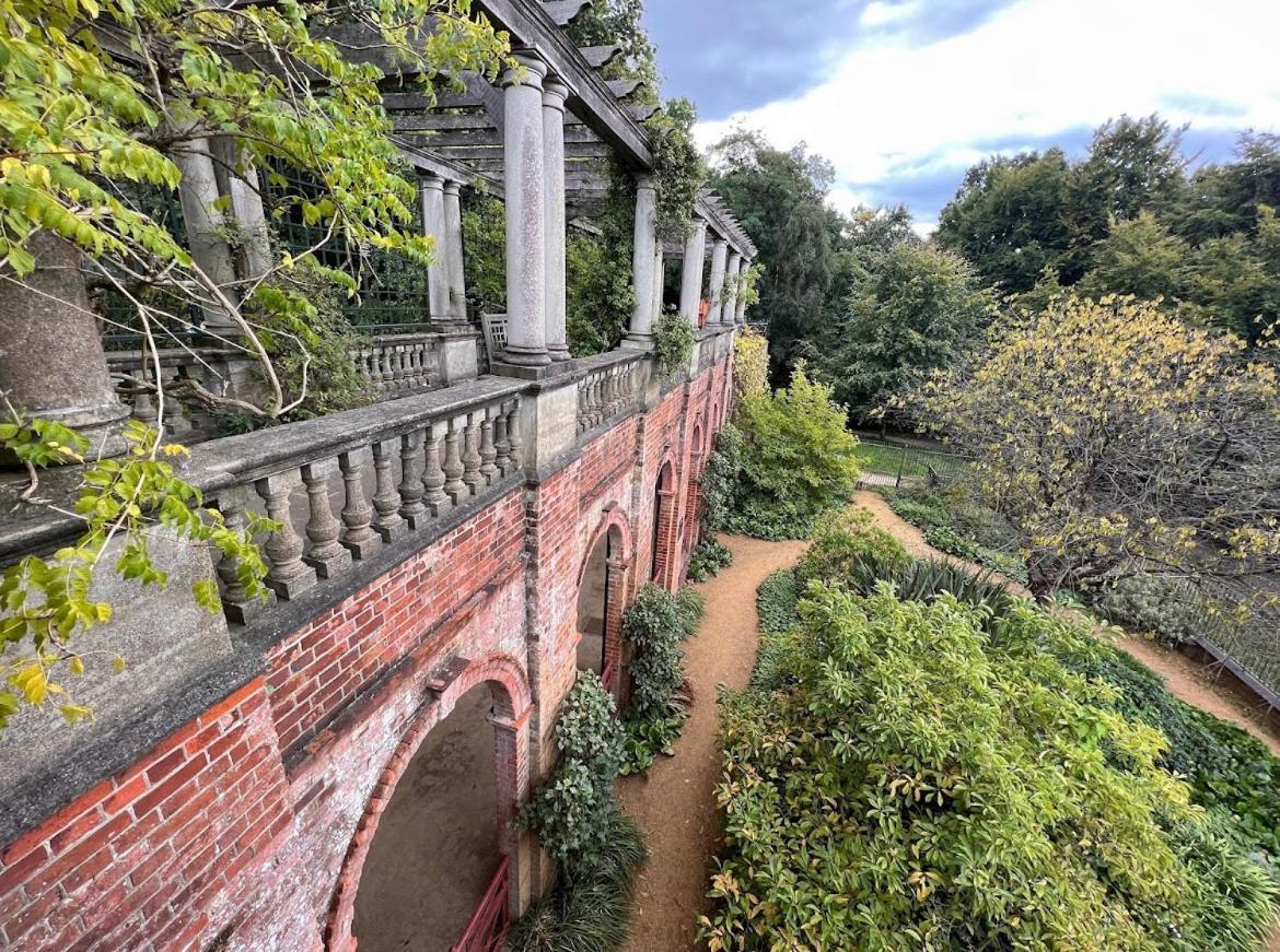 Hampstead Opulence - Luxurious Split Level * Londen