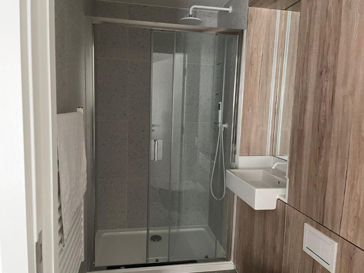 In Shared Luxury Flat Privat overnatting London