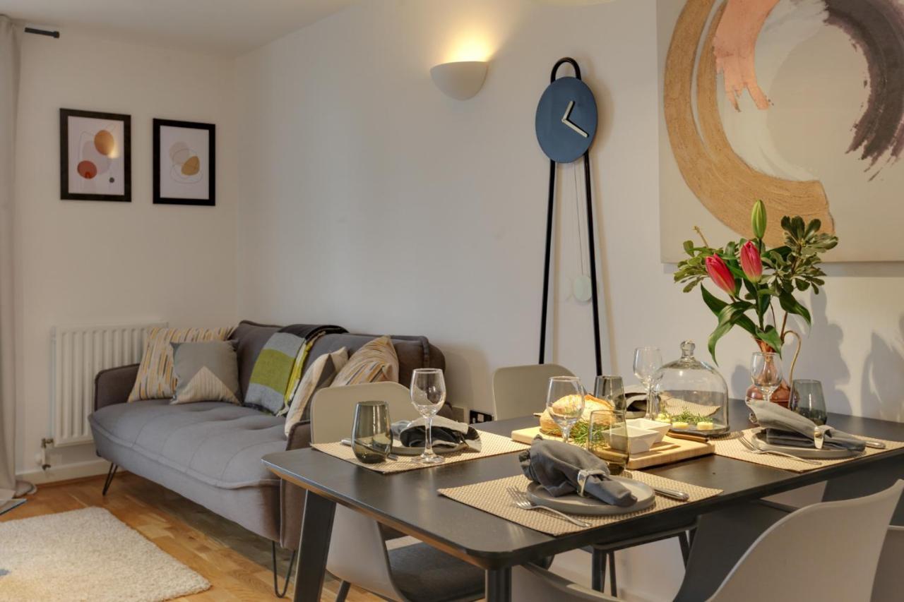 - The Shoreditch, Angel, Old Street Apartment