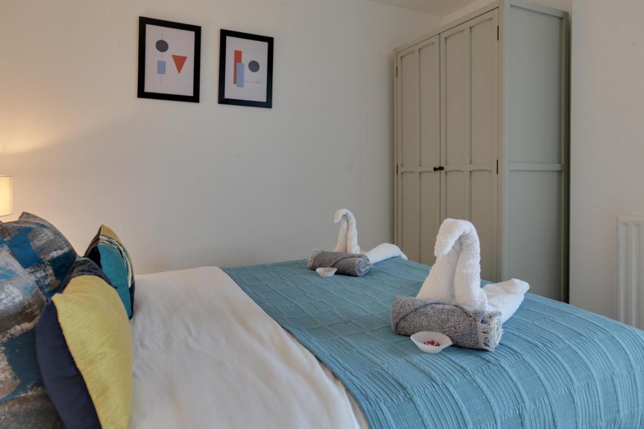 - The Shoreditch, Angel, Old Street Apartment