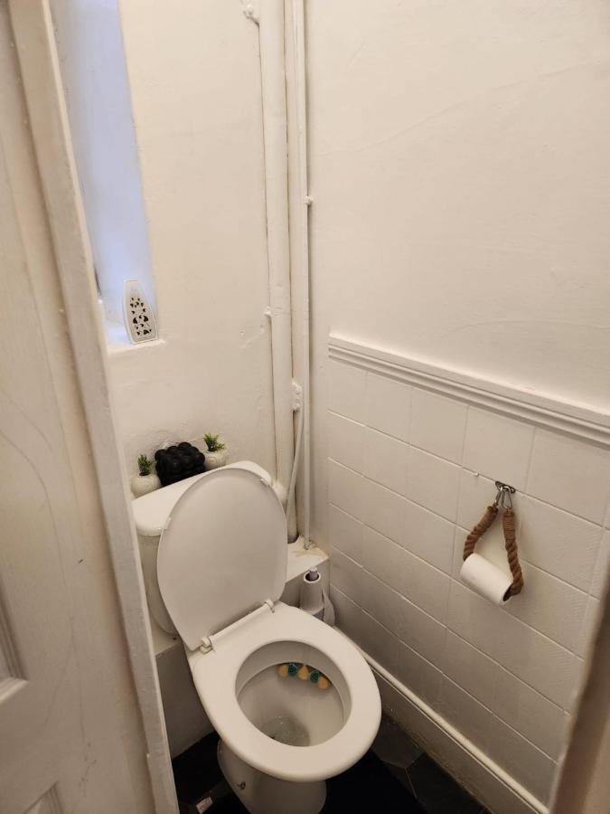 2-bedroom Flat In Cutty-sark, Greenwich ! Apartment London