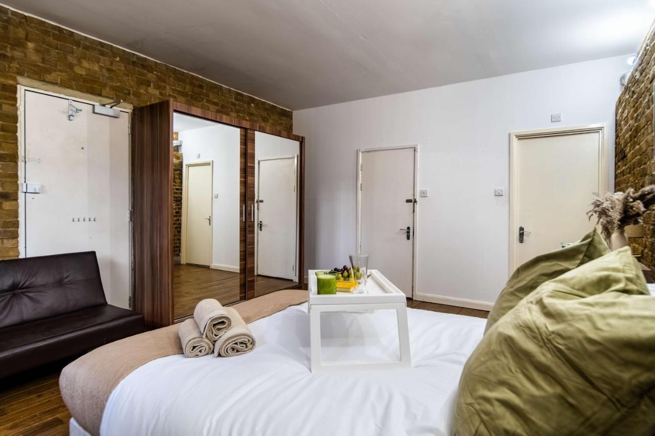 Livestay-fabulous Three Bed Warehouse Conversion Apartment