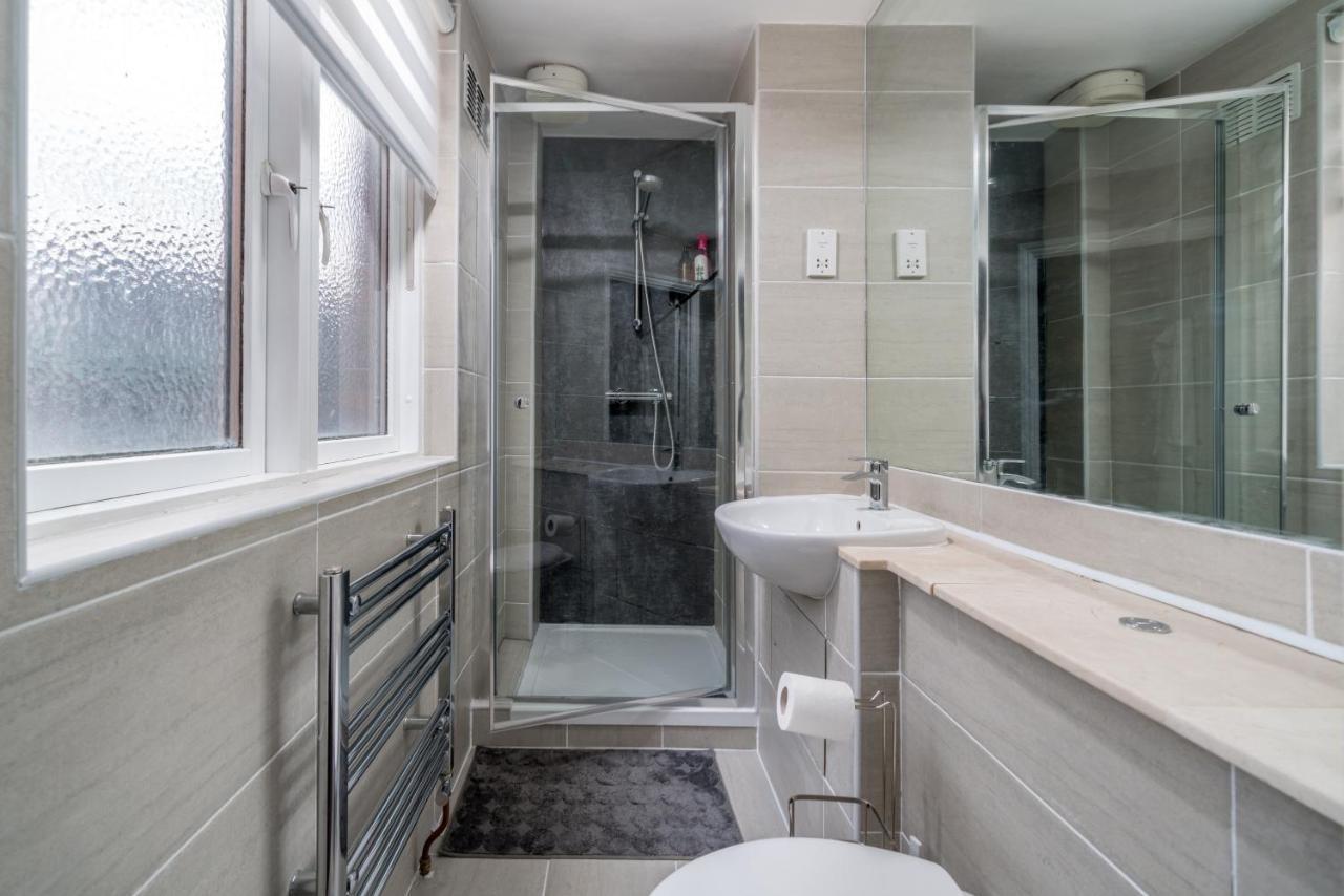 Altido Fantastic Flat Near Vauxhall Gardens Apartment *