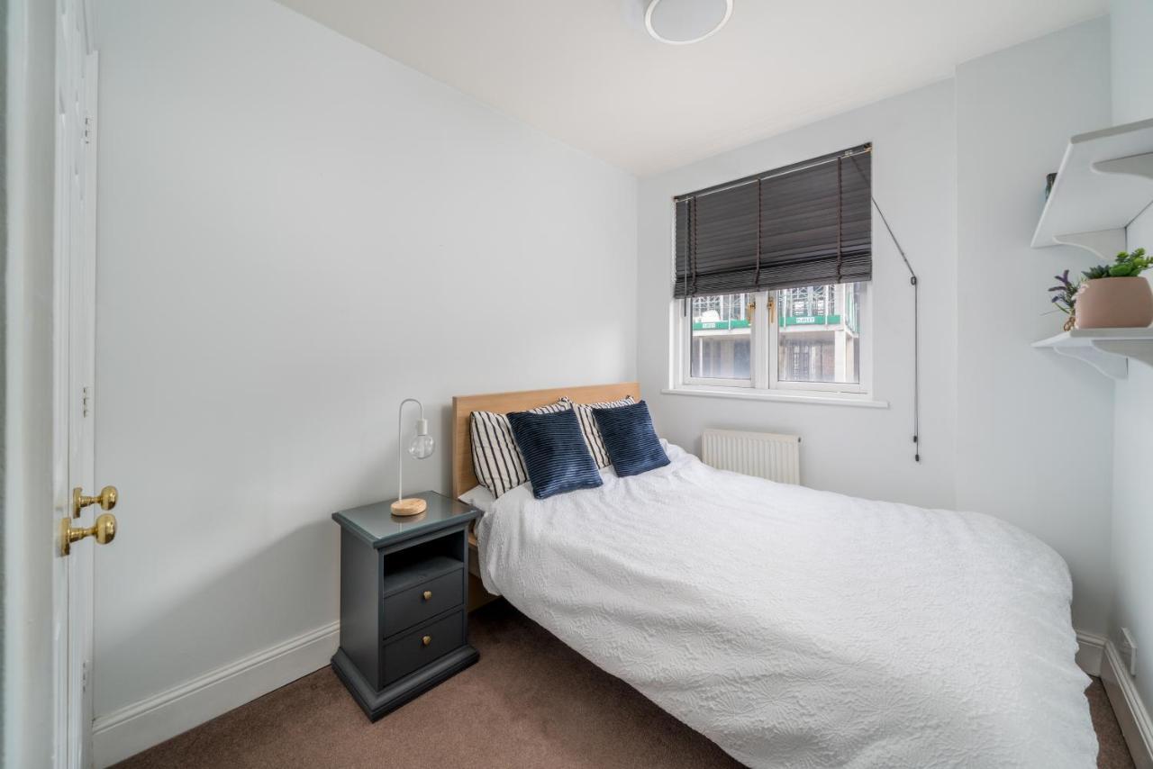 Apartment Altido Fantastic Flat Near Vauxhall Gardens London