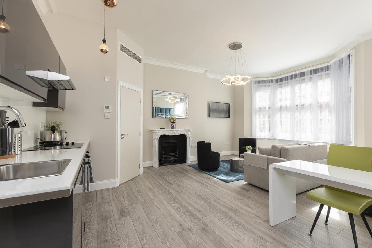 Air Conditioned High St Kensington Appartement