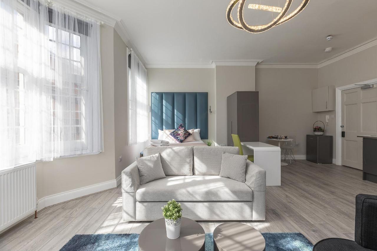 Air Conditioned High St Kensington Appartement