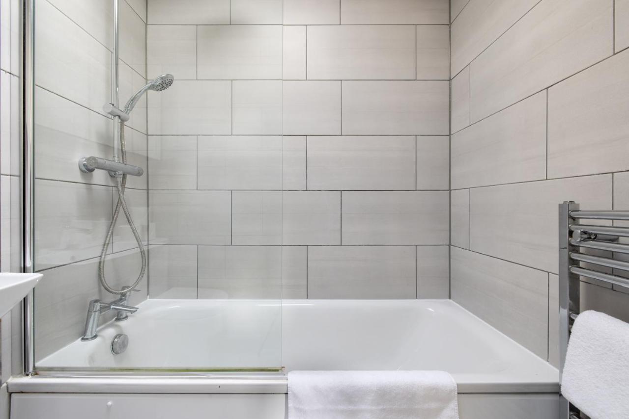 The Crib - Relaxing 1bdr Flat With Terrace Apartamento Londres