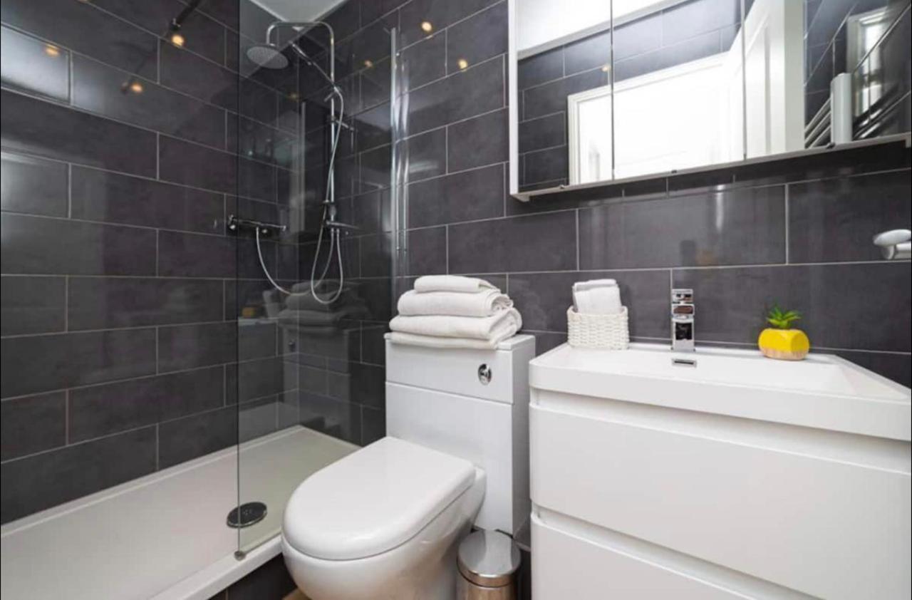 Beautiful 1bd On The King's Road Chelsea Leilighet London