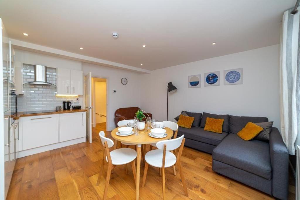 Beautiful 1bd On The King's Road Chelsea Appartement