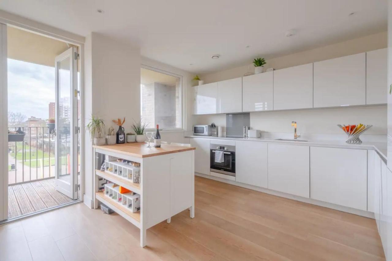 Modern 2 Bedroom Flat In Elephant And Castle Leilighet