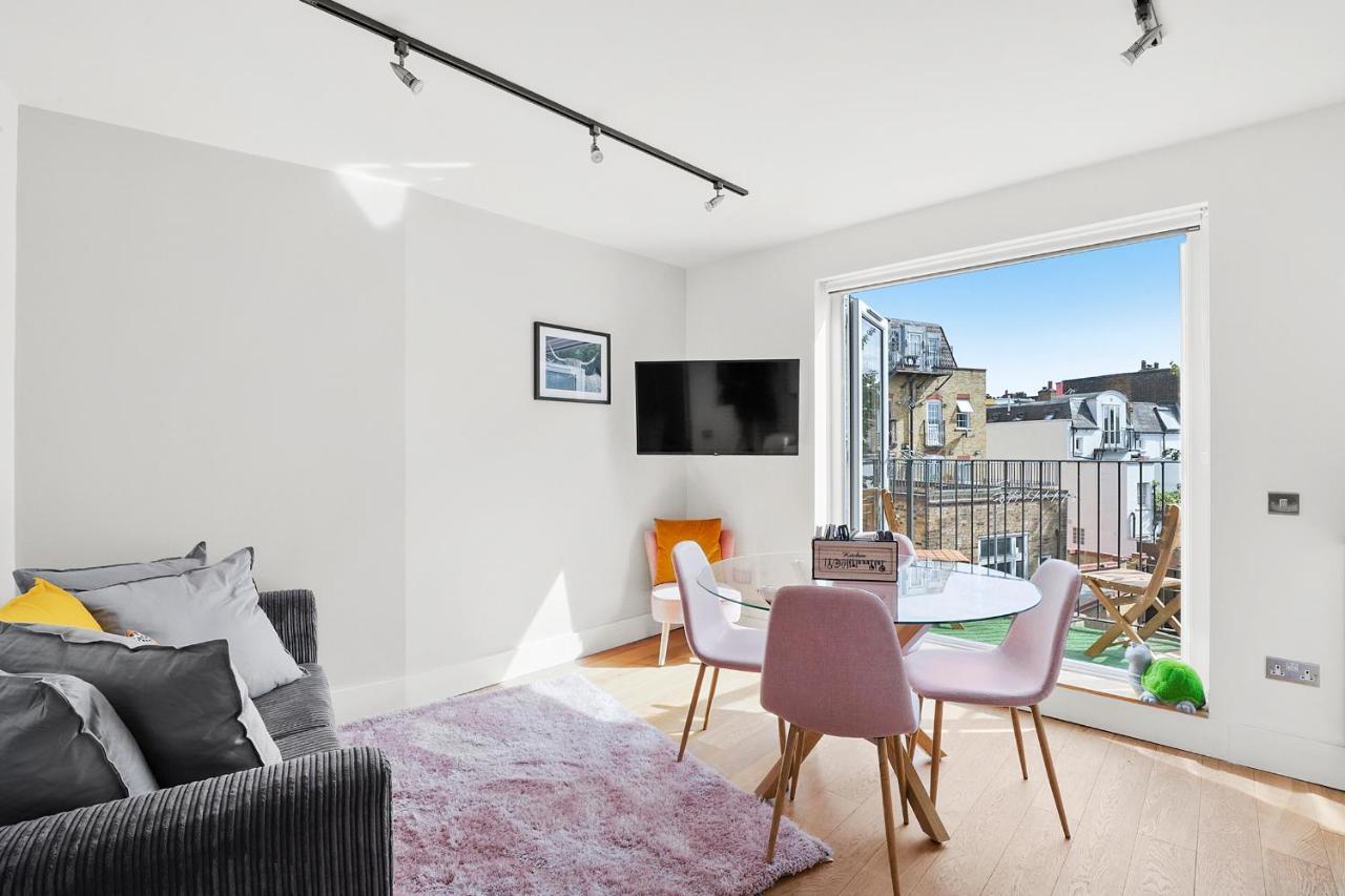 Charming 2 Bed Free Wifi Close To Camden Leilighet London