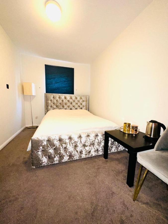 Apartamento Shaftesbury Gardens Londres