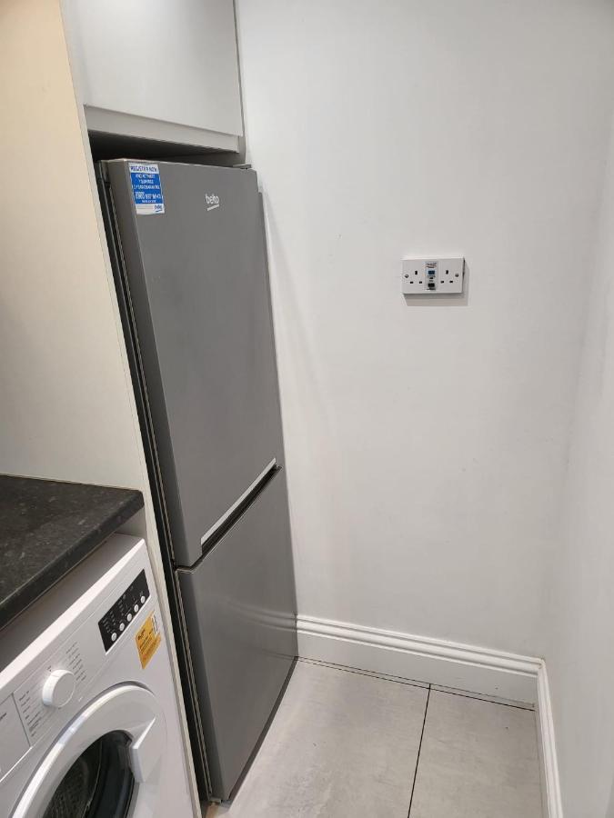 Fancy Basement Flat B Appartement