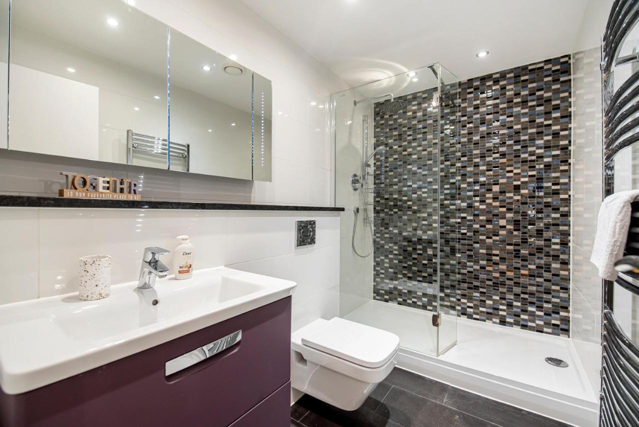 Leilighet And Spacious 2 Bed London