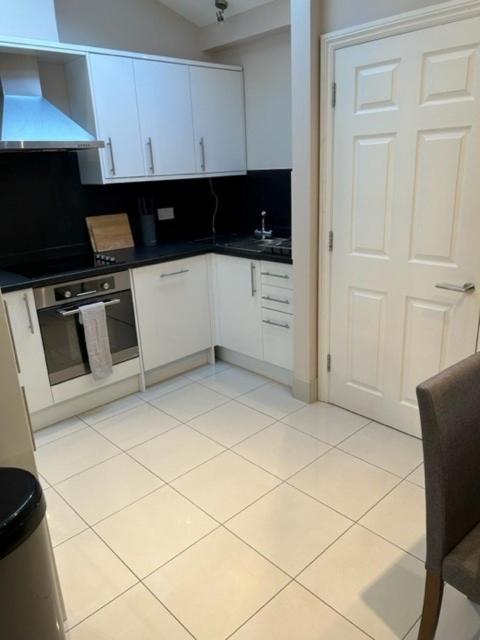 Paddington Apartment *